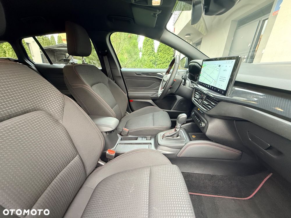 Ford Focus 1.0 EcoBoost mHEV ST-Line X - 27