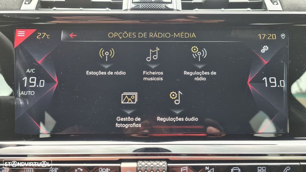 DS DS7 Crossback - 23