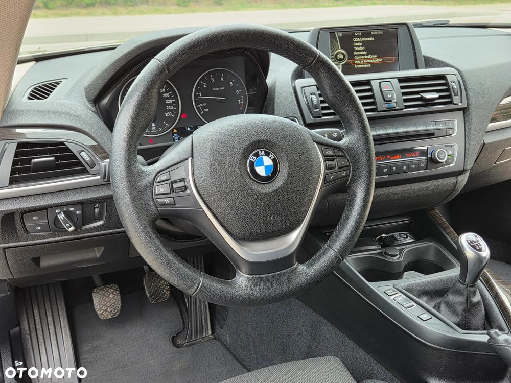 BMW Seria 2 220i Advantage - 29