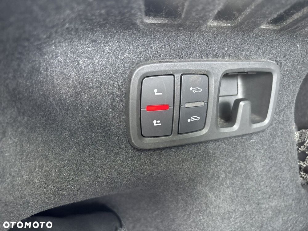 Audi Q8 - 36