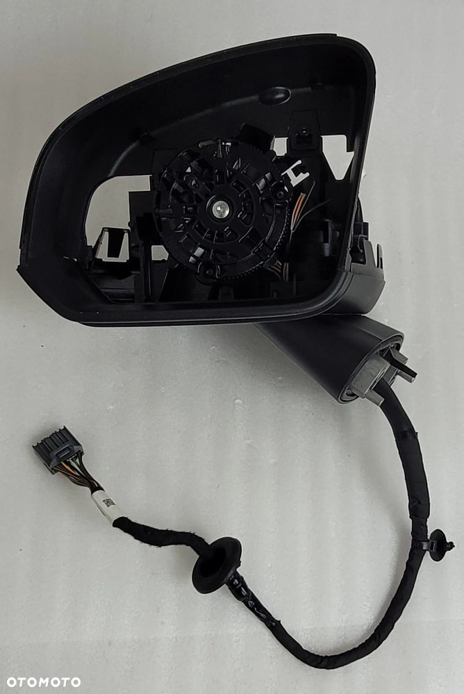 LUSTERKO LEWE 14PIN VOLVO XC40 2017- 31442777 3147761 14pin - 1