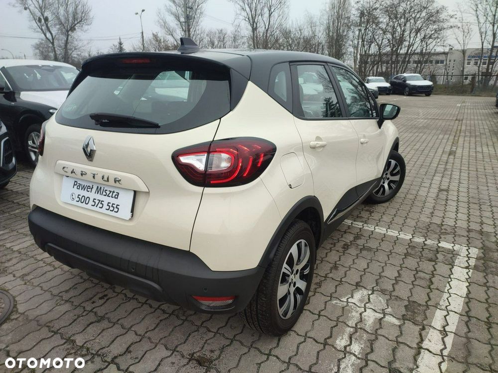 Renault Captur - 21