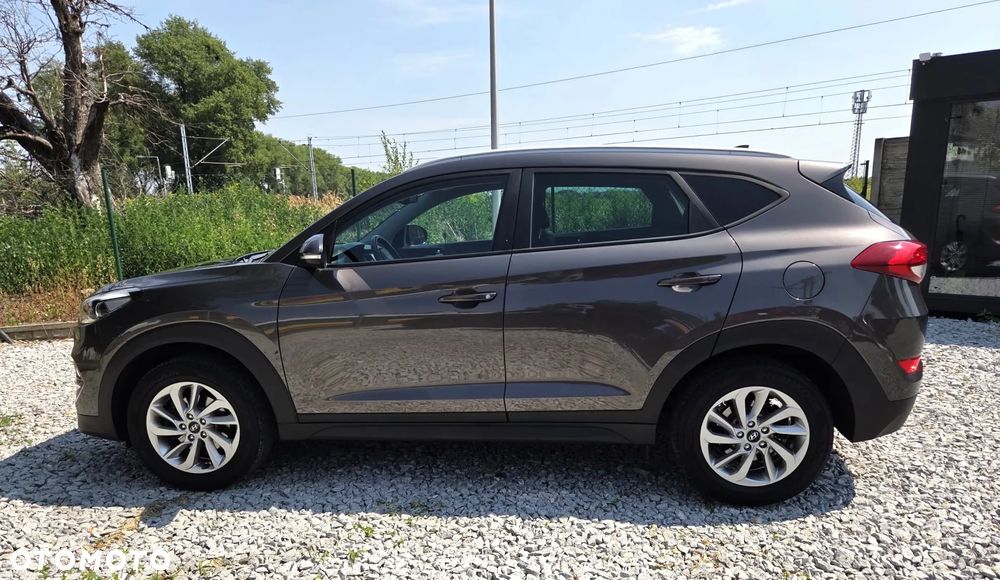 Hyundai Tucson 1.6 GDI BlueDrive Style 2WD - 17