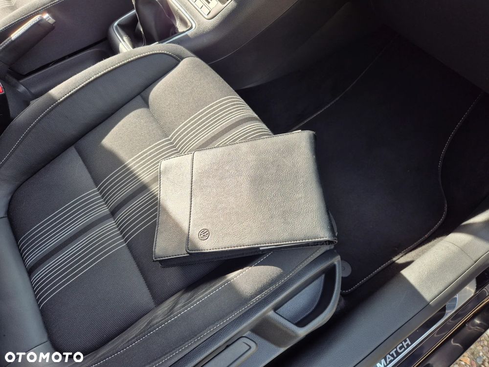 Volkswagen Golf Plus 1.2 TSI BlueMot Comfortline - 23