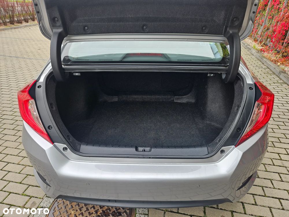 Honda Civic 1.5 T Executive CVT - 11