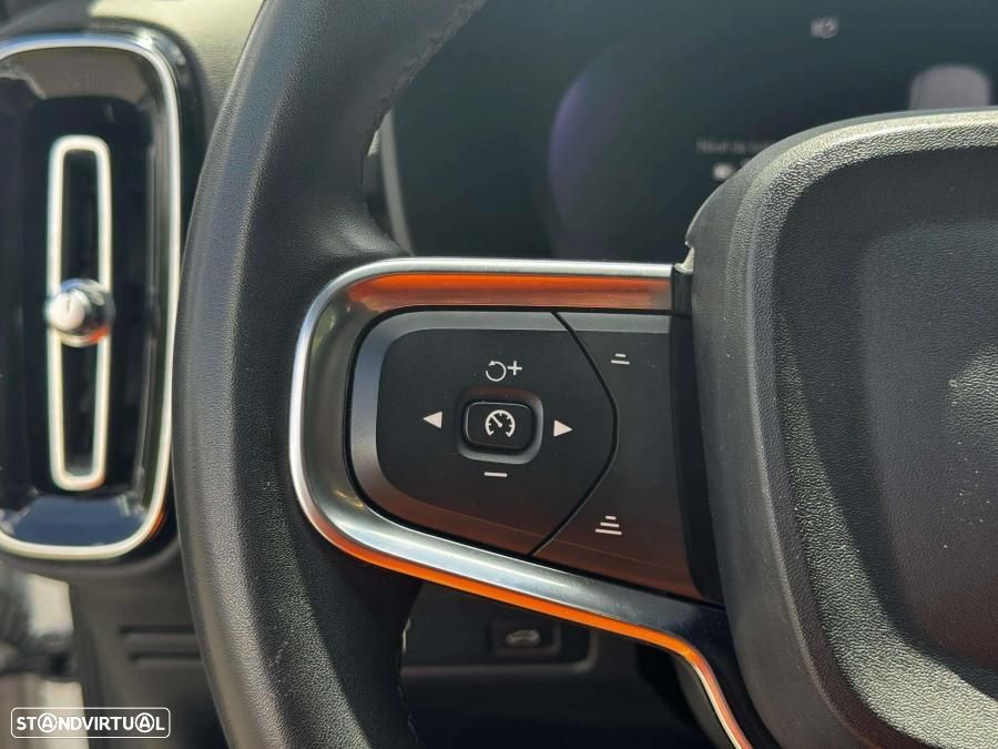 Volvo C40 Recharge Twin First Edition - 19
