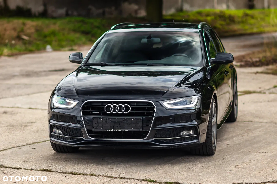 Audi A4 Avant 2.0 TDI DPF quattro S line Sportpaket - 2