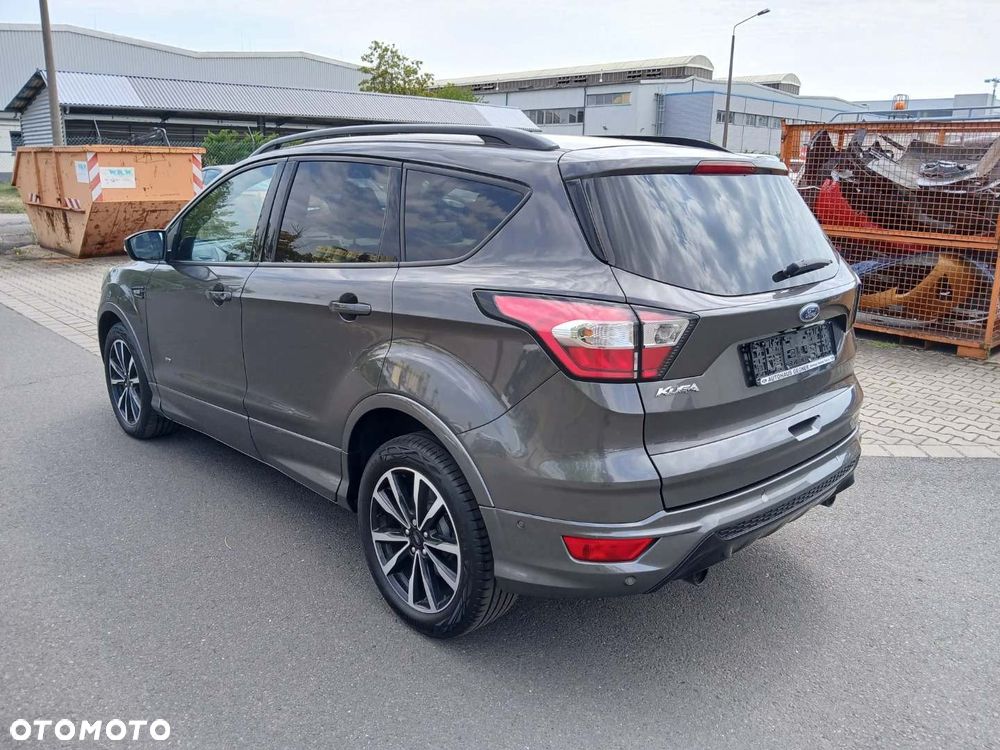 Ford Kuga 2.0 TDCi AWD ST-Line - 5
