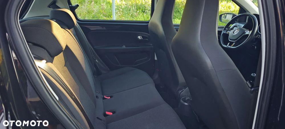 Volkswagen up! (BlueMotion Technology) move - 14