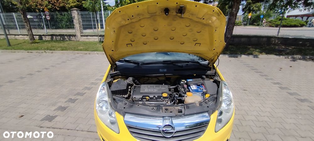 Opel Corsa - 16