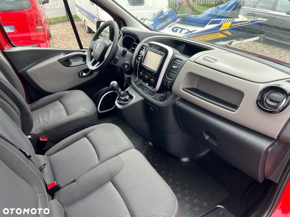 Renault Trafic - 23