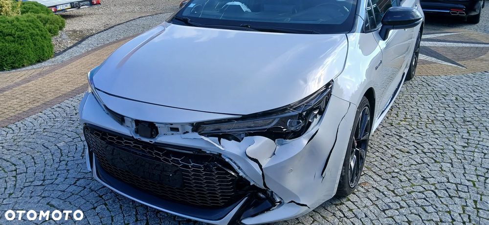 Toyota Corolla 2.0 Hybrid GR Sport - 11