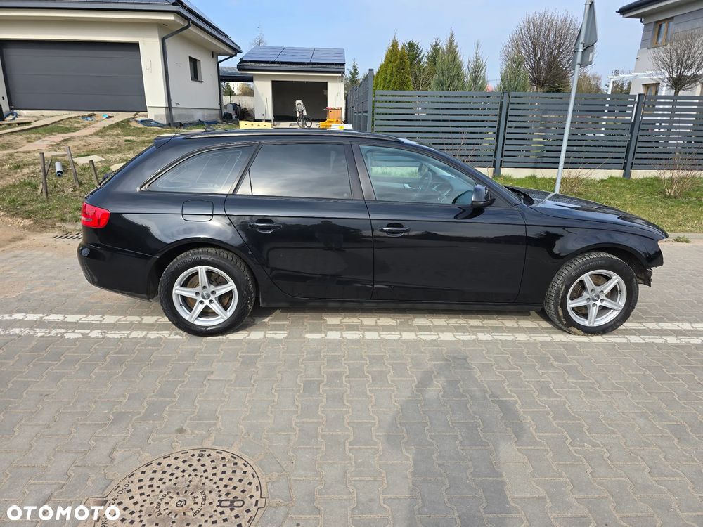 Audi A4 Avant 2.0 TDI - 13