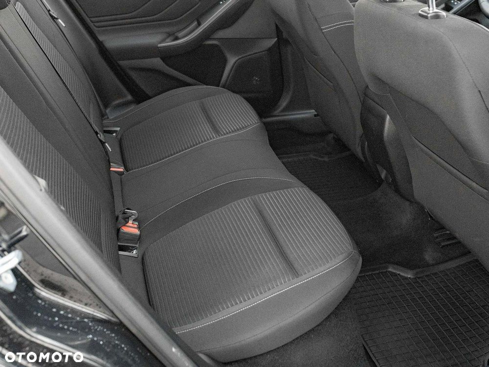Ford Focus SW 1.0 EcoBoost Titanium - 29