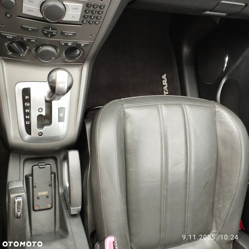 Opel Antara 2.0 CDTI Cosmo - 4