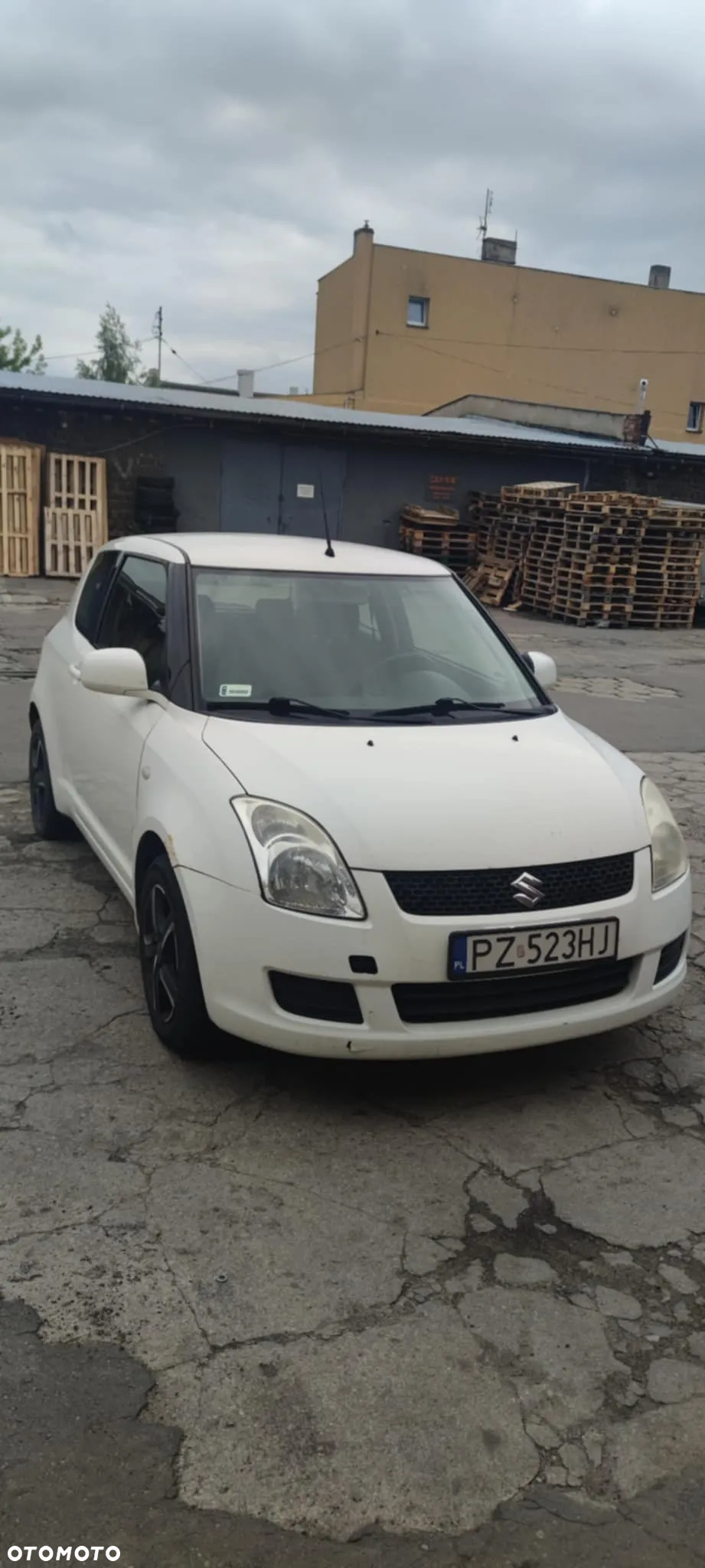 Suzuki Swift - 3
