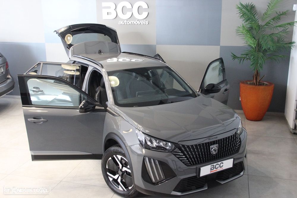 Peugeot 2008 1.2 Hybrid Allure e-DCS6 - 12