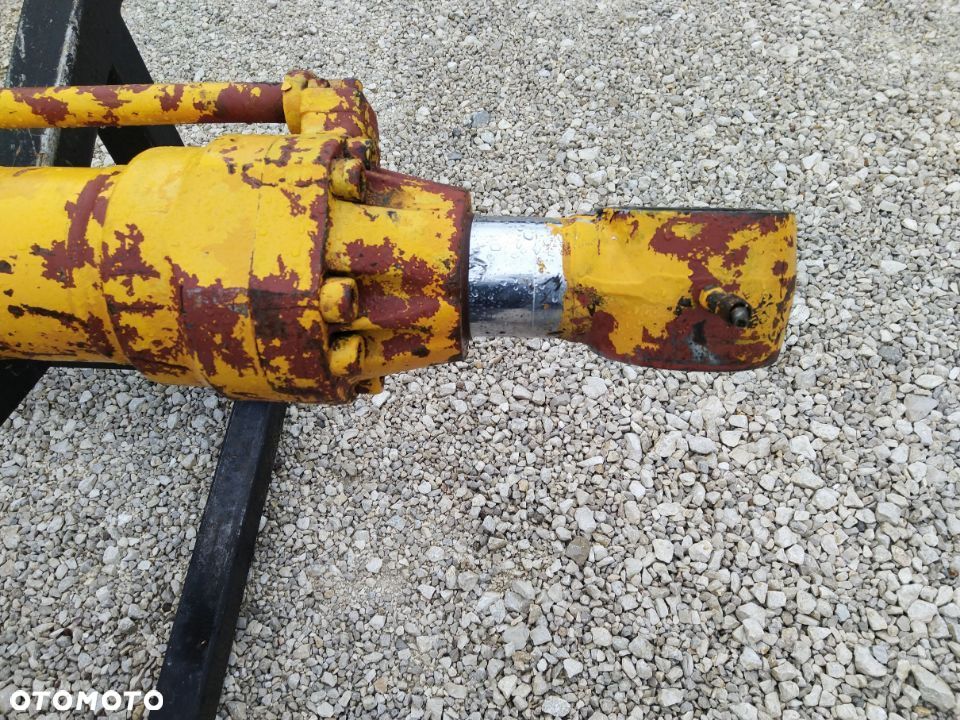 Siłownik Cat Caterpillar 325LN 320 322 323 325 318 330 [D-209 S-90 T-100] - 3