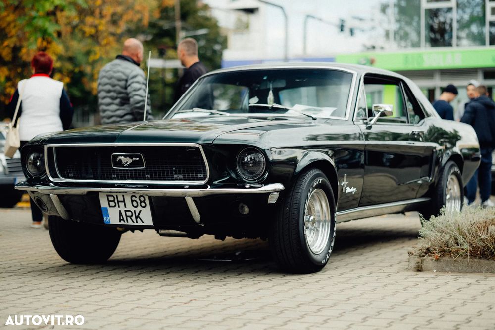 Ford Mustang - 37