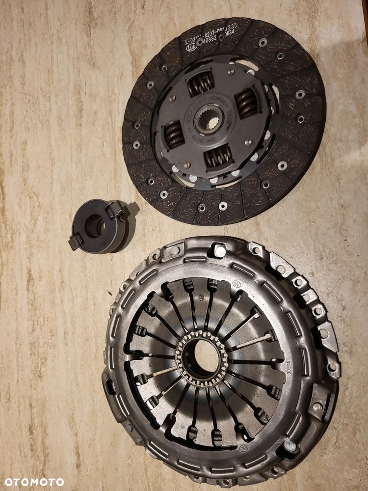 ZESTAW SPRZĘGŁA 240mm  FIAT DUCATO 2.5D/2.8D 03.94-04.02 - 1