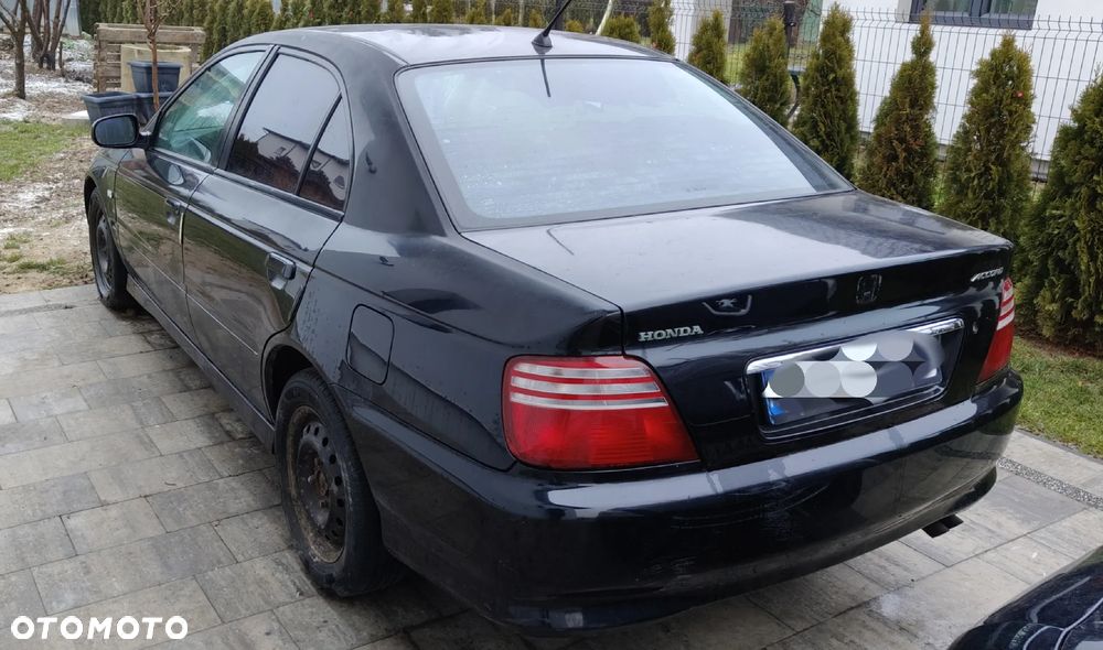 Honda Accord 1.8i LS - 3