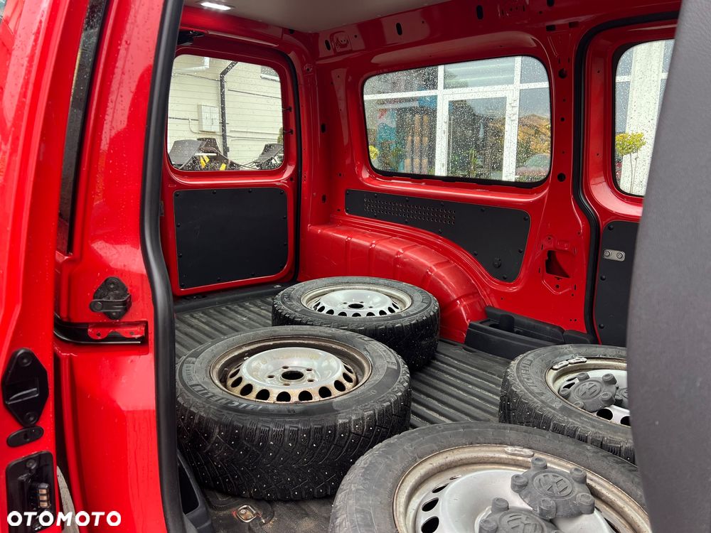 Volkswagen Caddy - 17