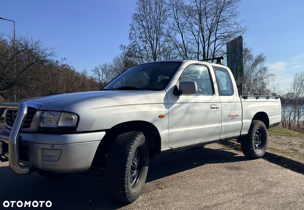 Mazda Seria B - 4