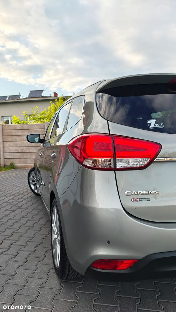 Kia Carens 1.6 GDI ISG Vision - 18