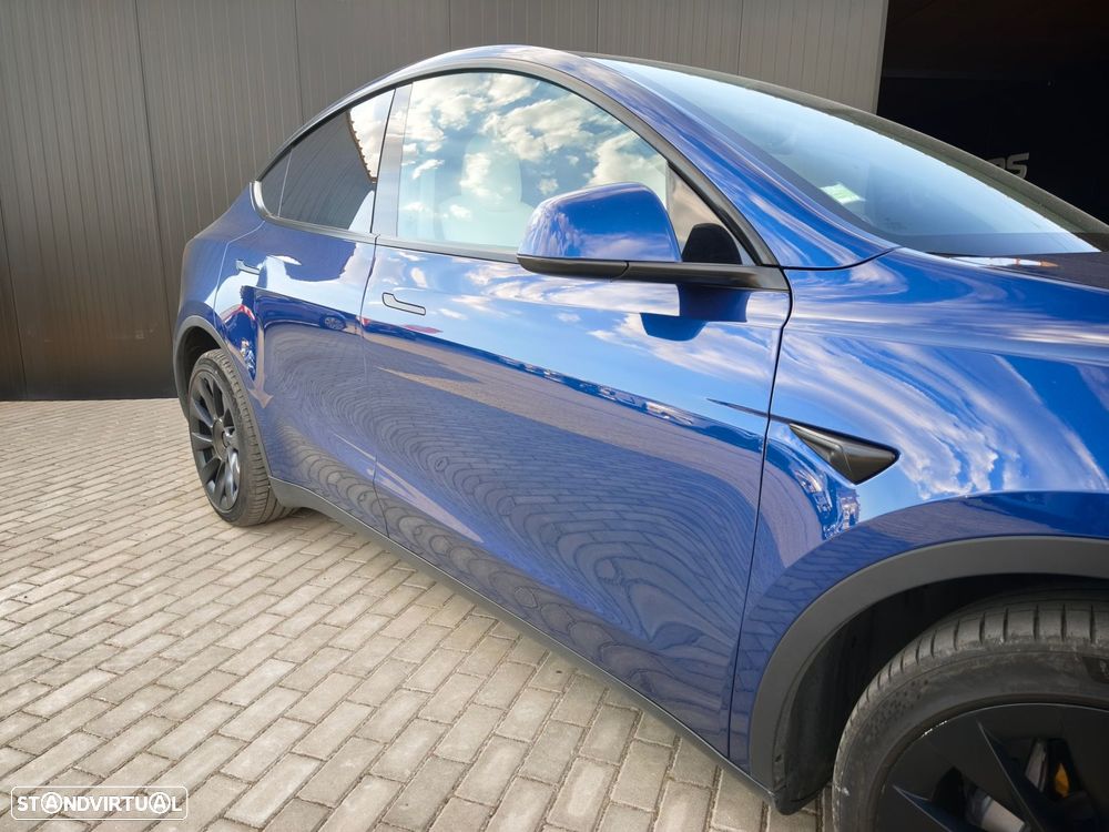 Tesla Model Y Long Range Tração Integral - 17