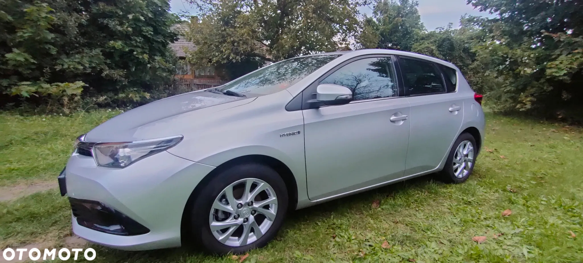 Toyota Auris Hybrid 135 Selection - 8