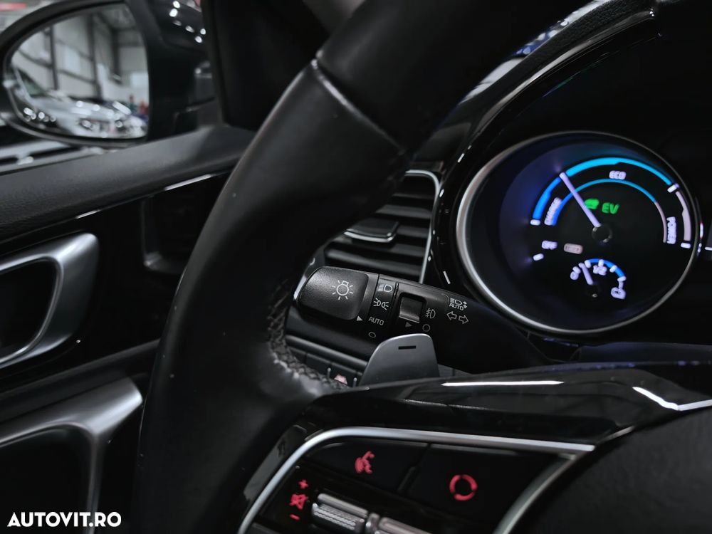 Kia Ceed 1.6 GDI 6DCT PHEV Vision - 21