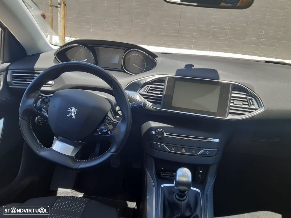 Peugeot 308 SW 1.6 BlueHDi Allure - 15