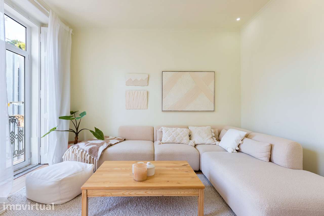 Apartamento T3 com vista desafogada entre Santa Catarina e Chiado - Grande imagem: 5/24