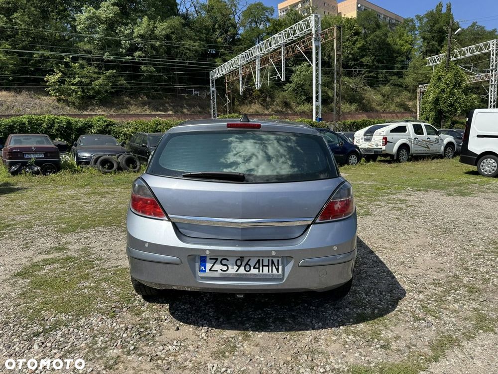 Opel Astra - 35