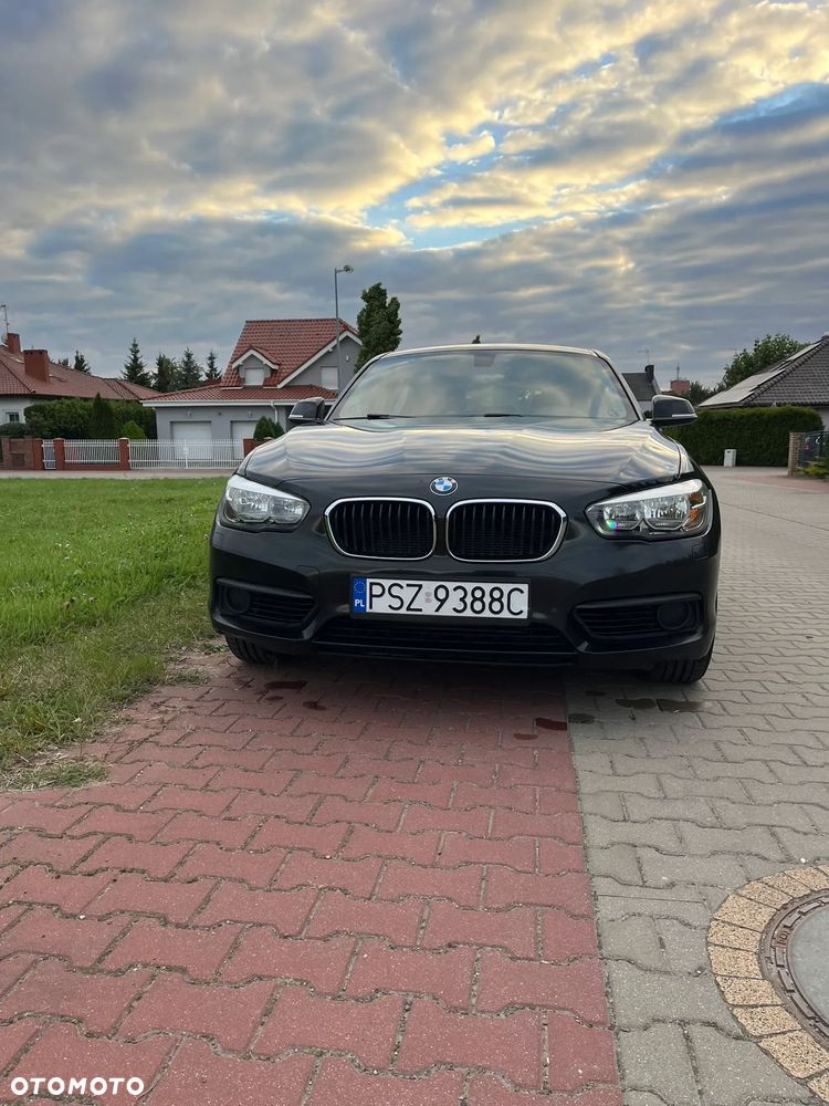 BMW Seria 1 118d Sport Line - 4