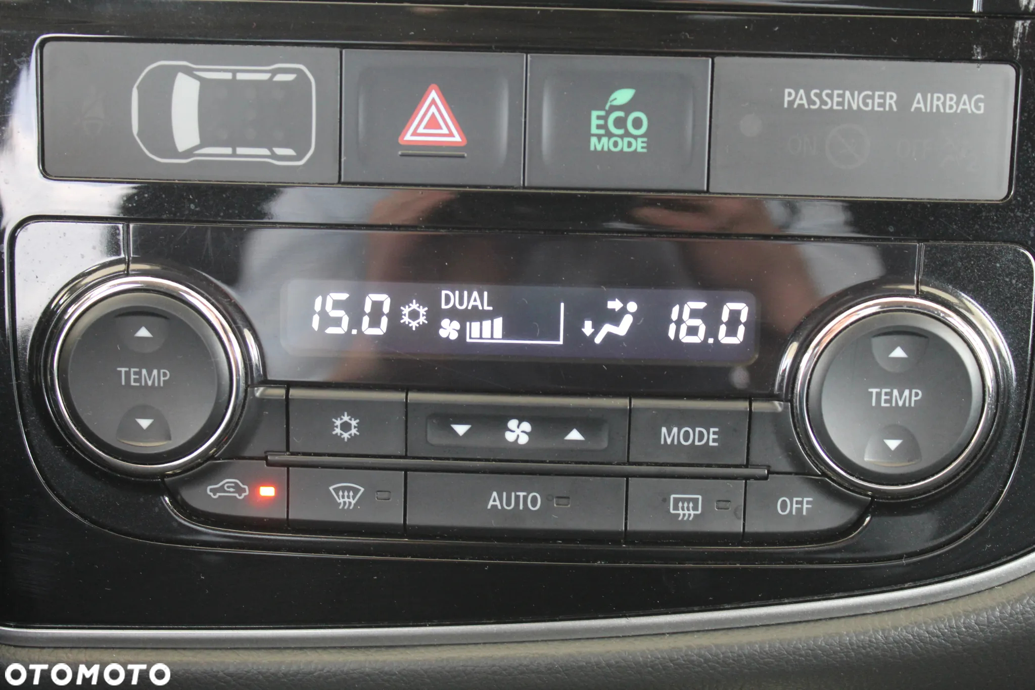 Mitsubishi Outlander 2.0 Intense + 4WD CVT - 18