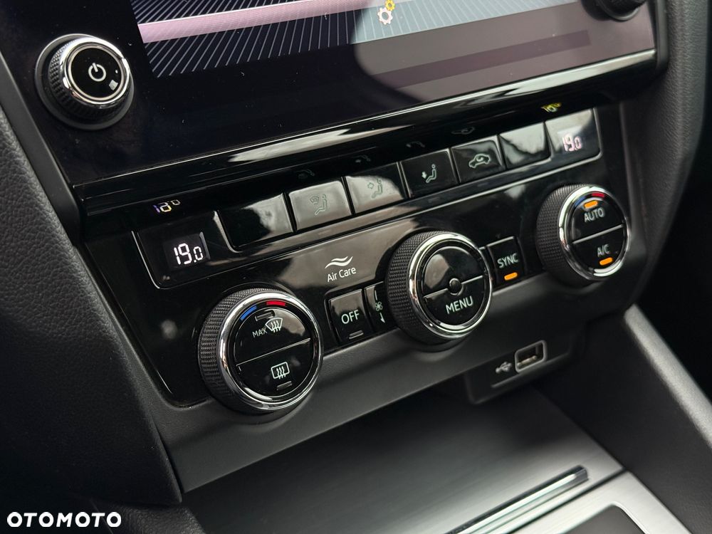 Skoda Octavia 1.4 TSI Ambition - 19