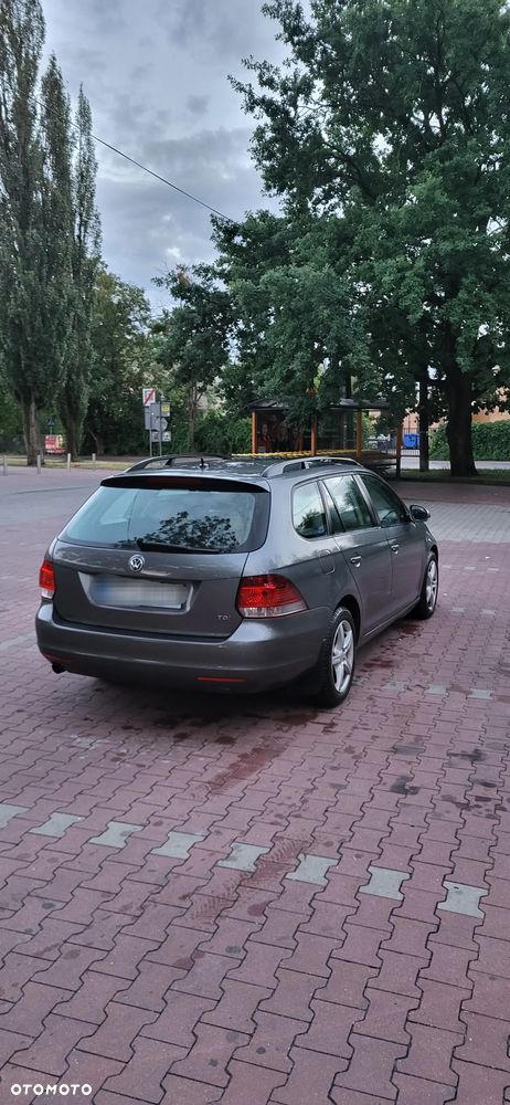 Volkswagen Golf 1.6 TDI Trendline - 6