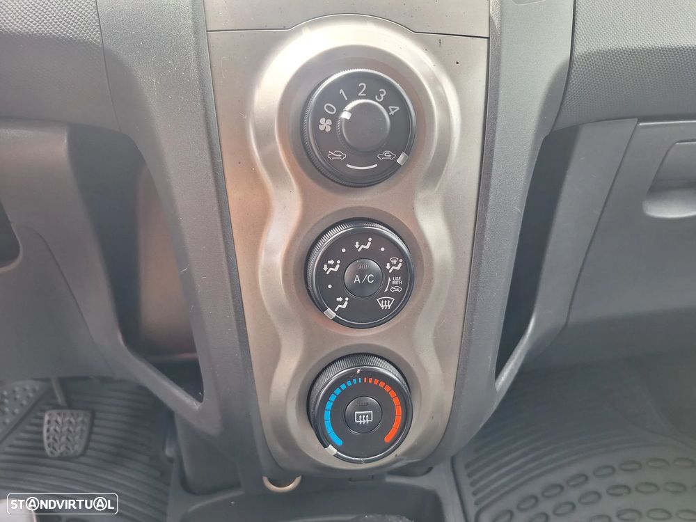 Toyota Yaris 1.0 VVT-i Comfort - 25