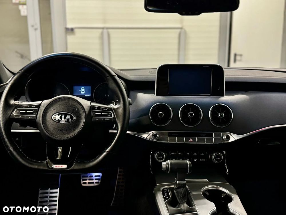 Kia Stinger 3.3 T-GDI V6 GT AWD - 15