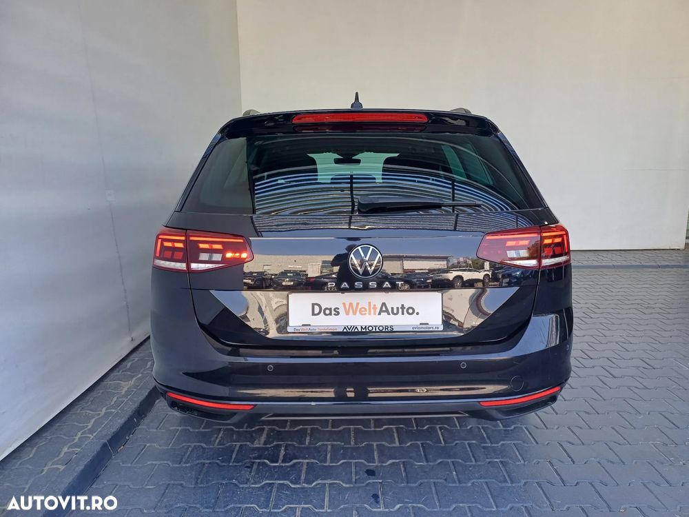 Volkswagen Passat Variant 2.0 TDI DSG Comfortline - 36