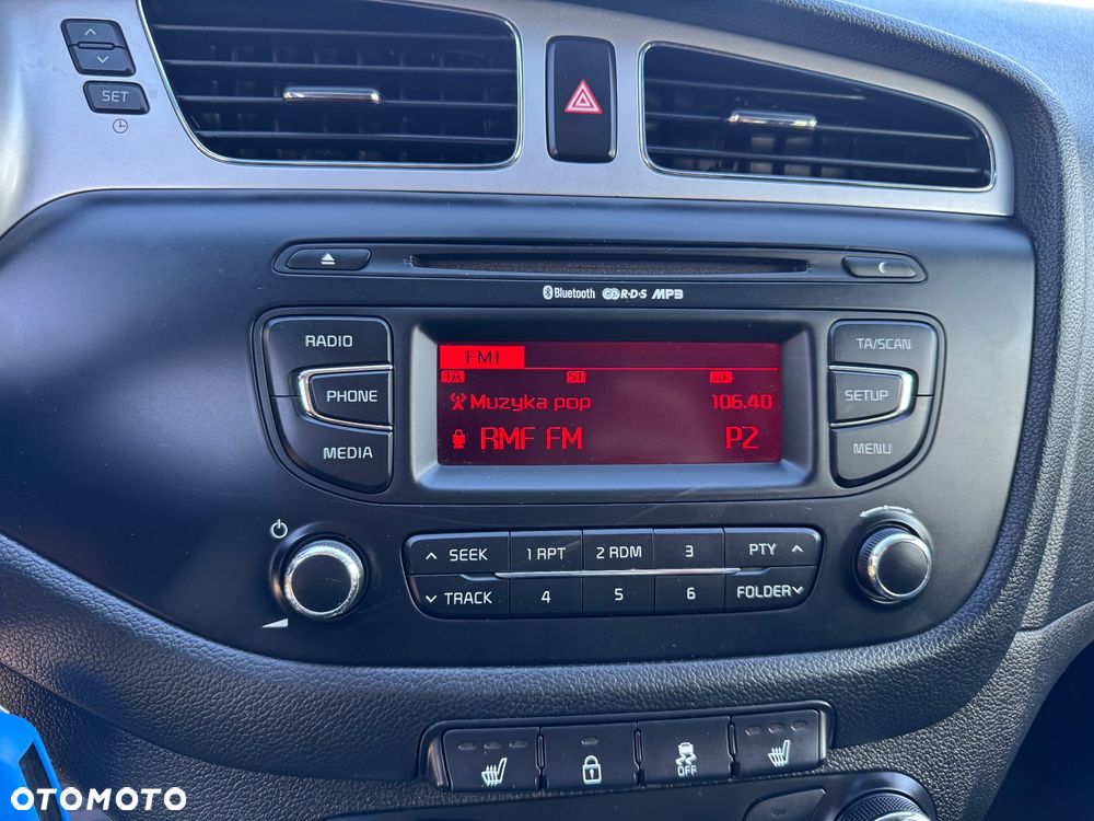 Kia Ceed 1.6 CRDi 128 Dream-Team Edition - 22