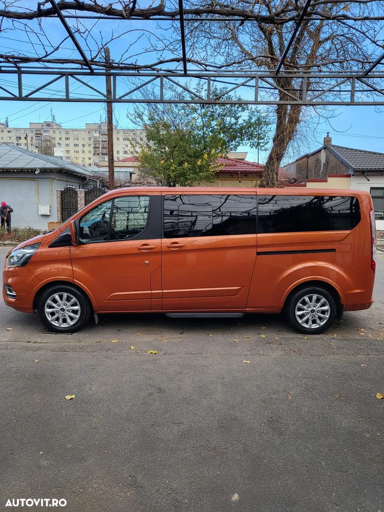 Ford Tourneo Custom - 2
