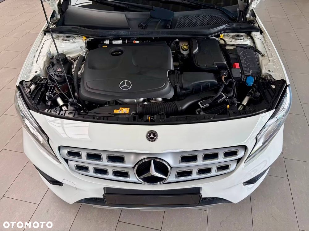 Mercedes-Benz GLA 220 4Matic 7G-DCT AMG Line - 8