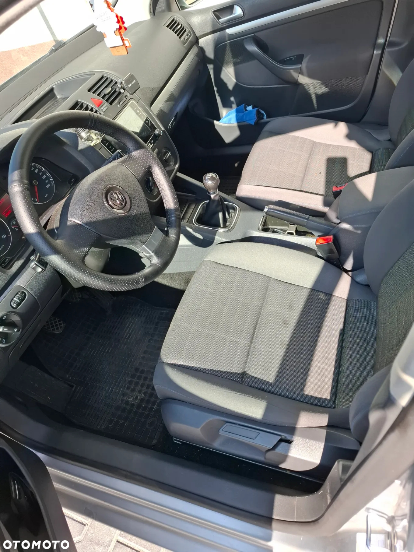 Volkswagen Golf V 1.9 TDI Comfortline - 5