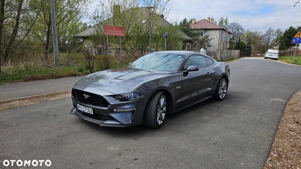 Ford Mustang - 8