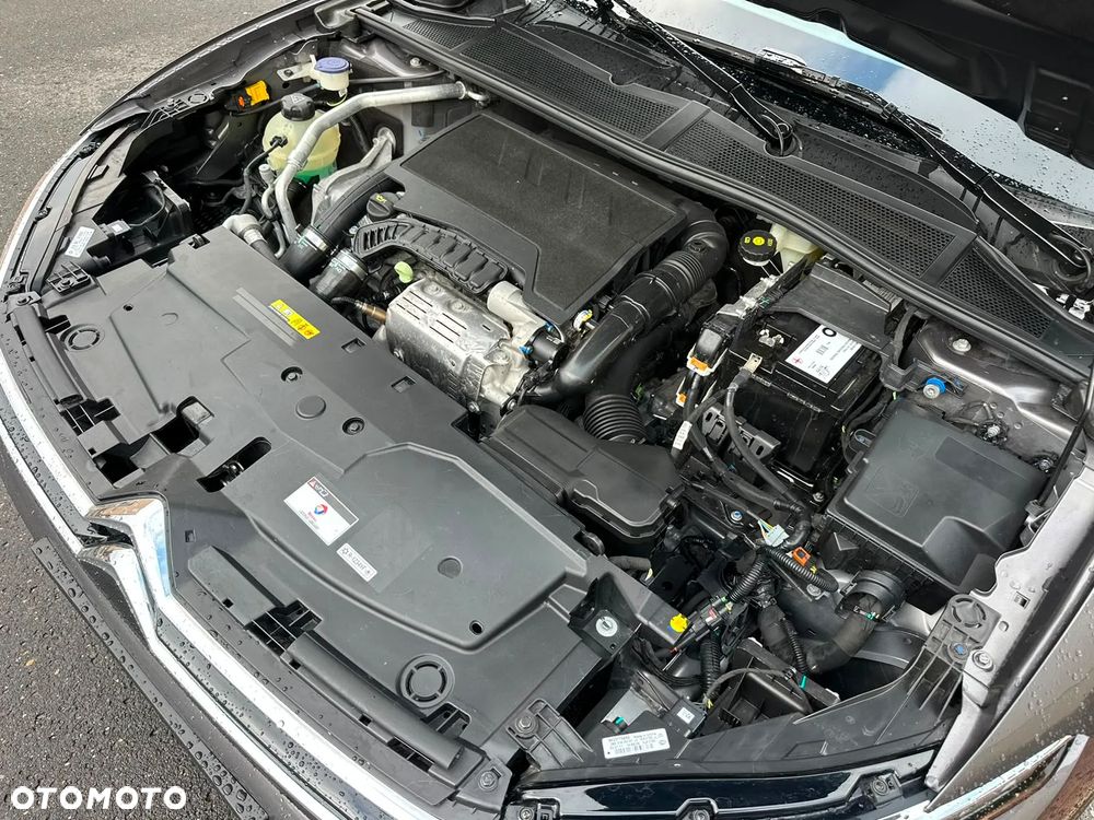 Citroën C5X 1.2 PureTech Feel EAT8 - 26