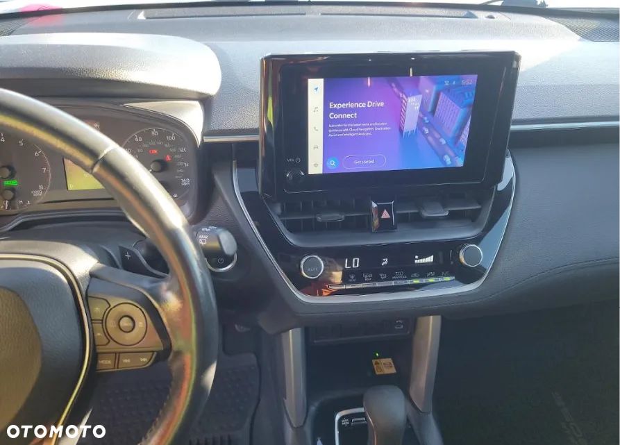 Toyota Corolla Cross - 8