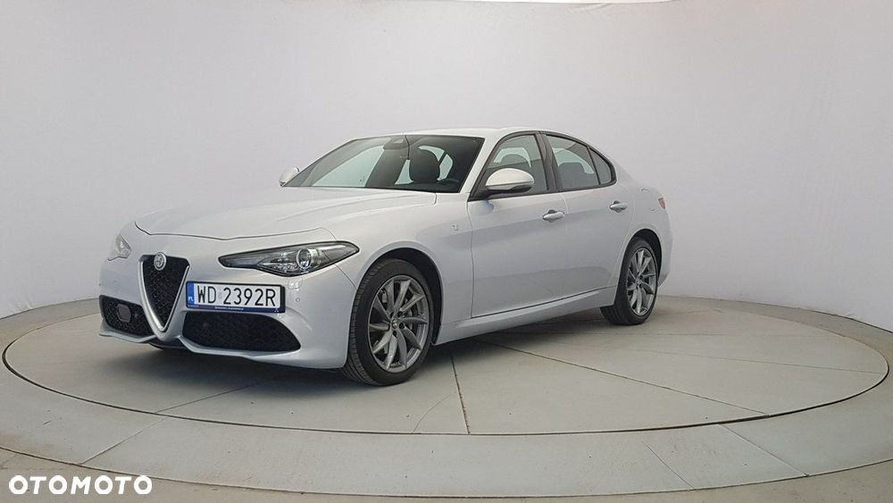 Alfa Romeo Giulia - 3