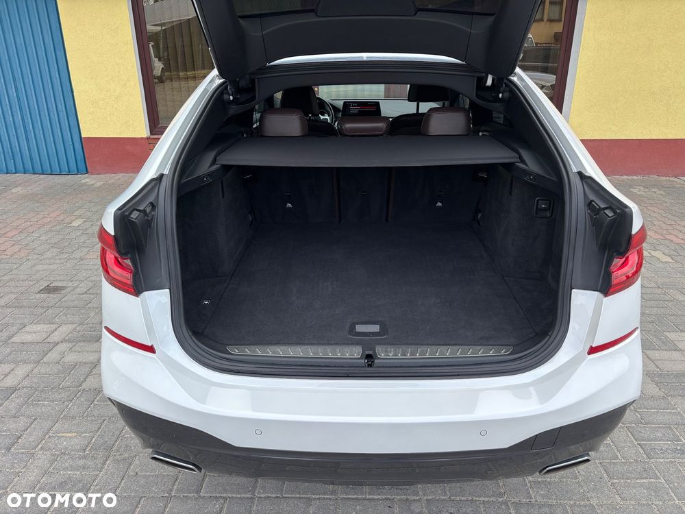 BMW 6GT 630d xDrive Sport Line - 17